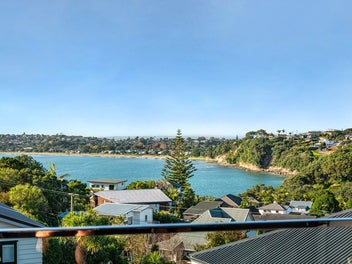 Sea Views, Coastal Living & Income Potential