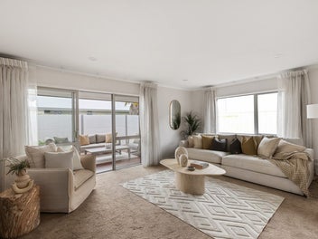 Platinum Living In Palm Springs