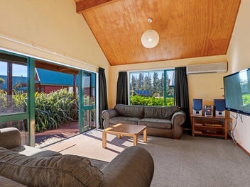 Warm, relaxed and right in the heart of town