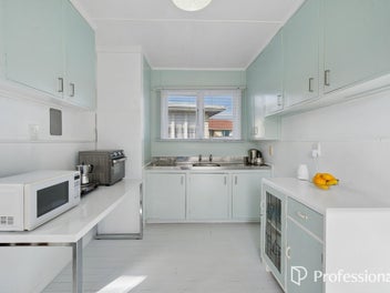 Sunny Home near the Beach