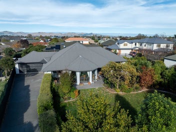 4 Bedroom home on Travis Country
