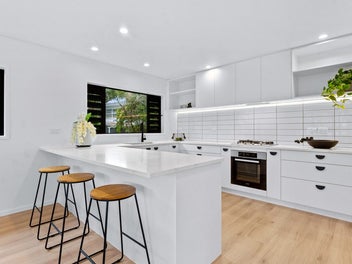 Smart Buying - Neat & Freehold