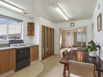 Sunny, Practical and Priced to Sell