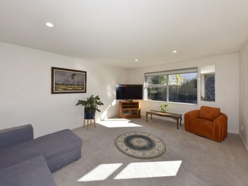 Private, Practical & Perfectly Positioned !!