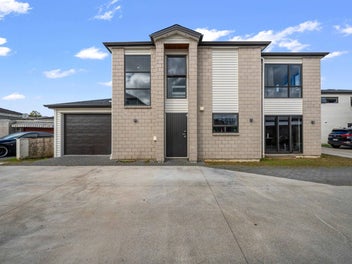 Manurewa living meets market on Auction Day!