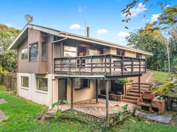 Private Family Oasis on 1017m²