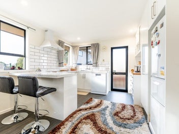Easy Living with a Modernised Edge