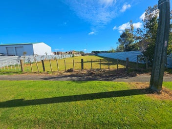 Rare large residential section (no covenants)