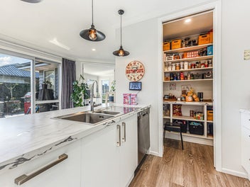 Immediate Possession! Committed Owners!