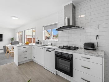 Located close to Schooling and Amenities!