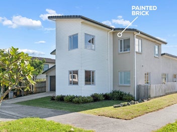 Must Sell - Brick & Weatherboard Beauty