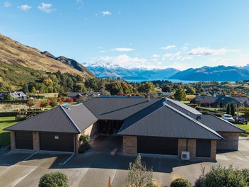 Timeless Grandeur, Panoramic Perfection.