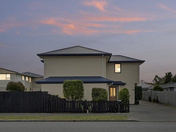 Inner-City Living with Space, Style & Convenience