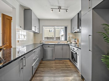 Prime Epsom Home in Double Grammar Zone