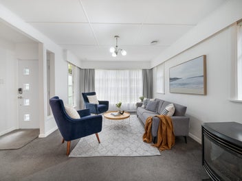 A Feel-Good Home with a Lush Outlook