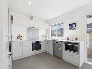 Modern Easy Living