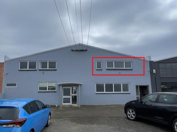 Image 1 of 4