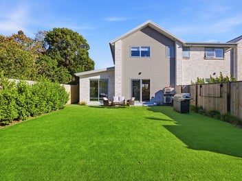 Rarely Available - Oversized Garden Living!