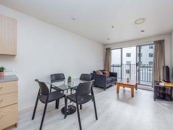 The Leasehold has Landings