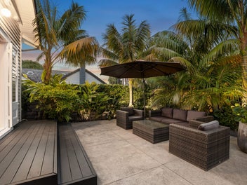 Coastal Elegance in Devonport