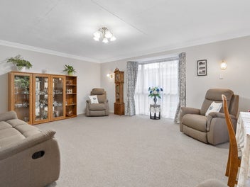 Solid 3 Bedroom Home In A Prime Location!!!