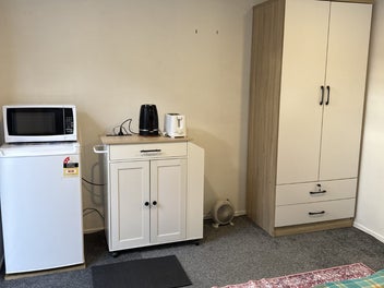 Image 1 of 10