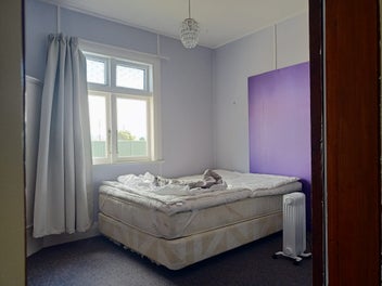 Image 1 of 10