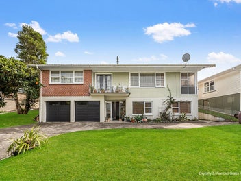 Big Living on Cobham Avenue