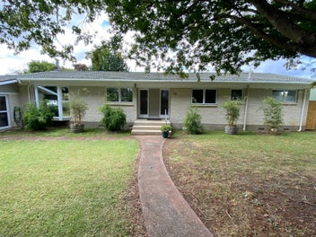 Image 1 of 10