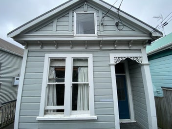 Image 1 of 10