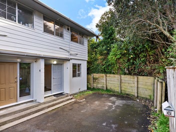 Cash Price $440,000 *