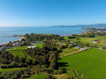Home, Income & Lifestyle in Stunning Golden Bay