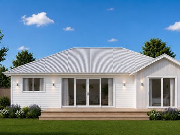 Weatherboard Beauty in Crestview