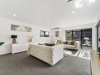 Waterfront, Move in Ready & Must Sell !