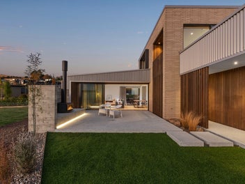 Architectural Living, Breathtaking Outlooks