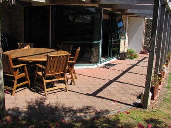Image 1 of 7