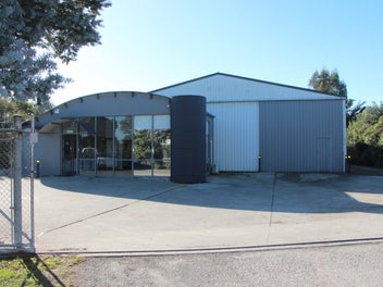 Image 1 of 20