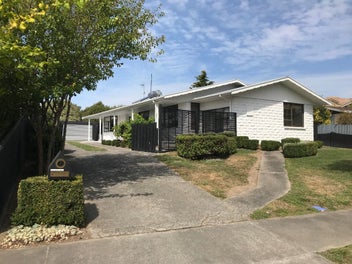 Image 1 of 20