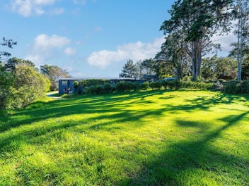 Premium land in Albany