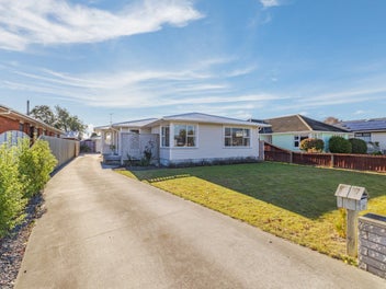 Family comfort on a generous freehold section
