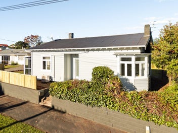 Charm Meets Contemporary