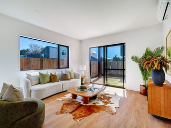 CCC Issued - Brand New Freehold Living in Opaheke