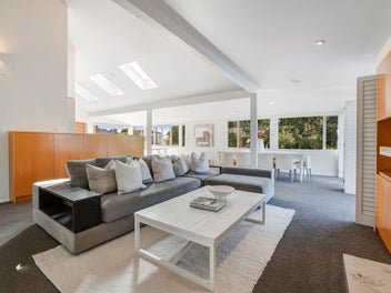 Your Dream Coastal Retreat!