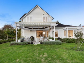 THIS STUNNING HOME PRICED TO SELL - $755K UNDER CV