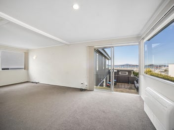 Sea Views, No Body Corp, Blank Canvas