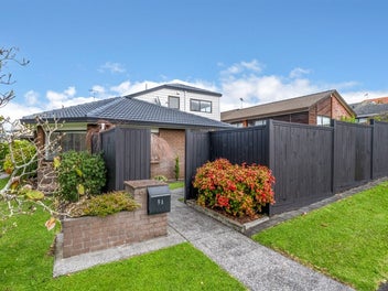 Sought After Sommerville Stunner