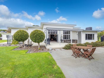 Quality Home, Generous Section with Ample Garaging