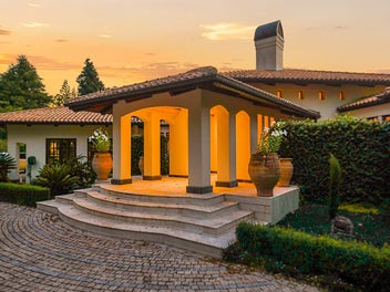 Tamahere Luxury Estate