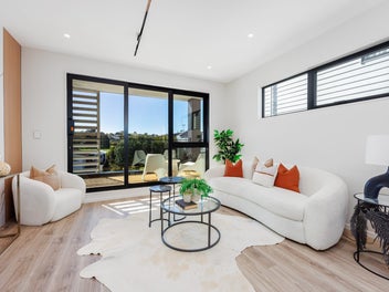 Brand New Living, Westlake Zoned!