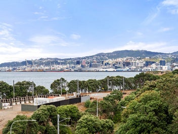Architectural Living with Harbour Views